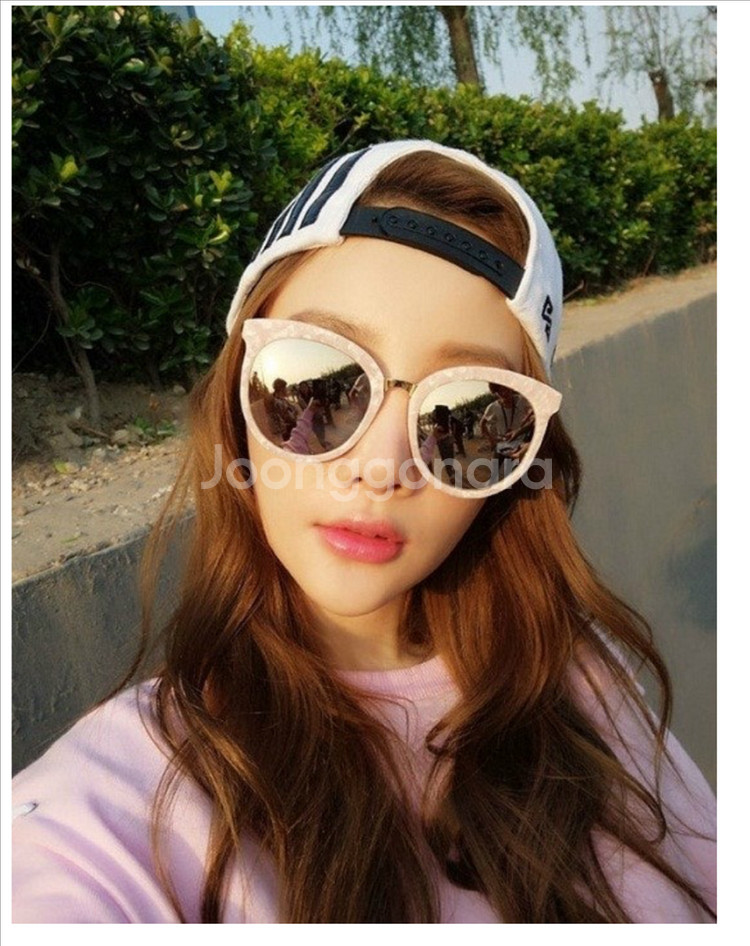 젠틀몬스터 선글라스 러브썸원--1