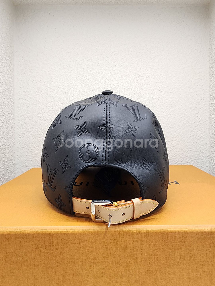 루이비통 M76580 모노그램 섀도우 캡모자 블랙--3