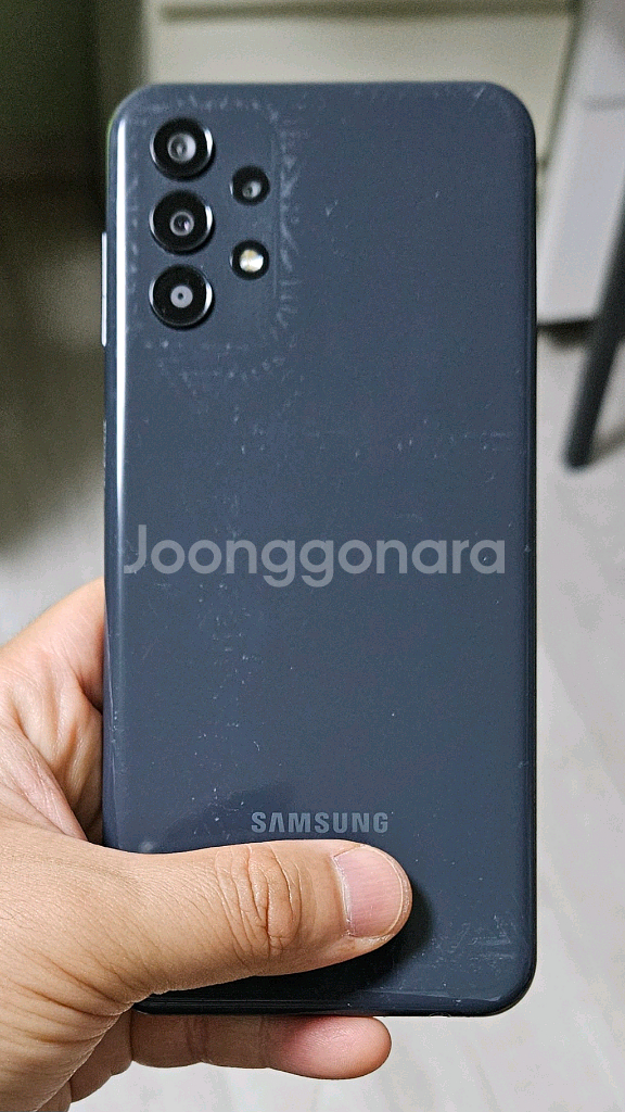 갤럭시 A13 블랙 64GB 싸게 팝니다.--1