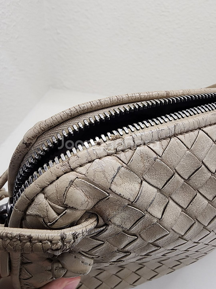 보테가 베네타 노디니 여성 크로스백 베이지--8