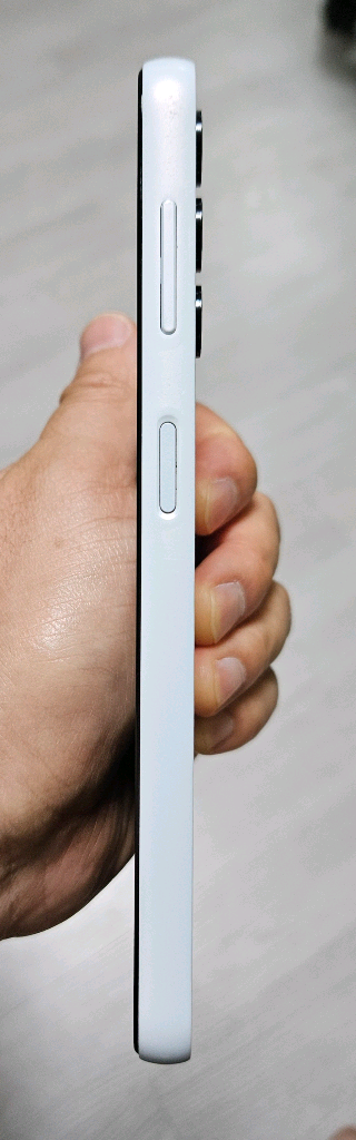 갤럭시 점프3 화이트 128GB 싸게 팝니다.--4