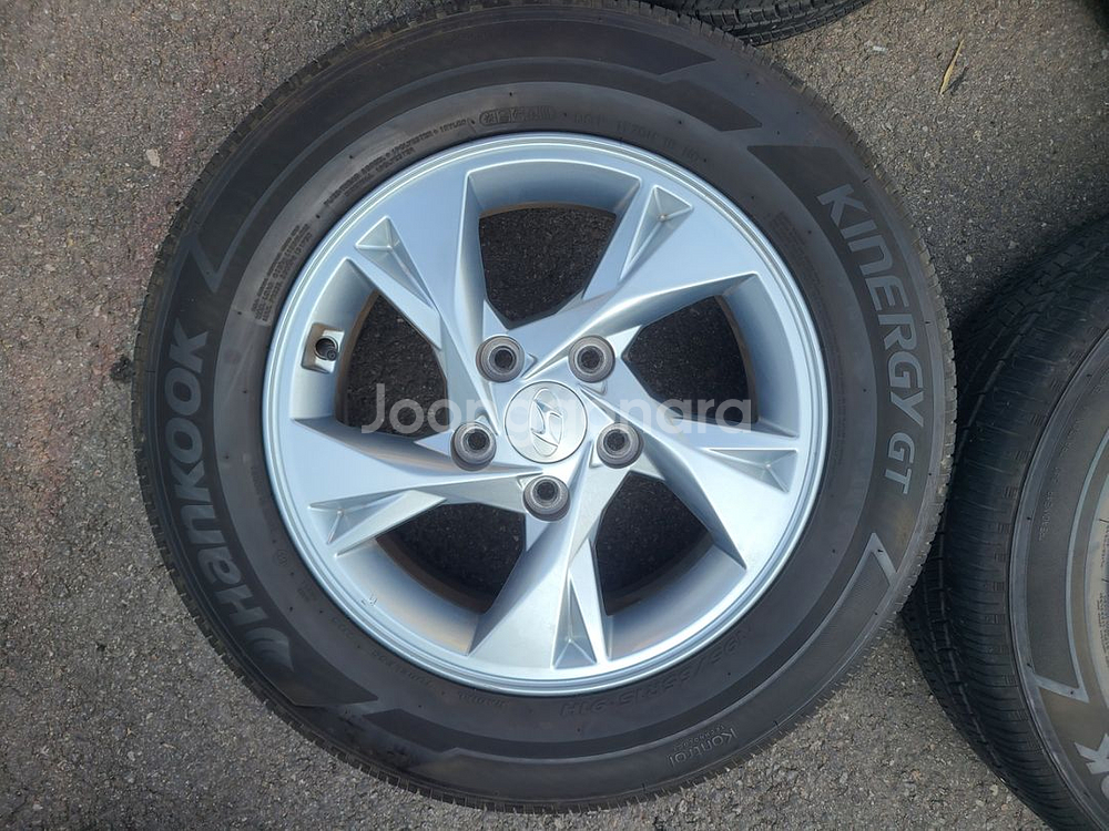 아반테 cn7 15인치 1956515 중고 휠타이어 팝--2