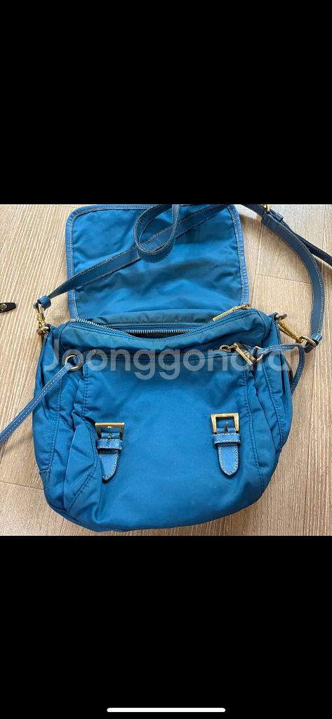 프라다 포코노 크로스백--7