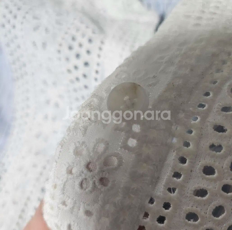 써스데이아일랜드 블라우스 지그재그 봄코디 빈티지셔츠--4