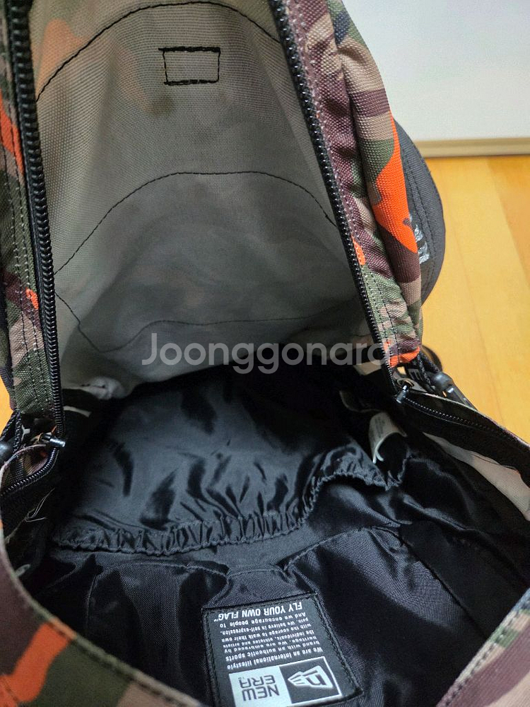 뉴에라x에이프 콜라보 백팩--4