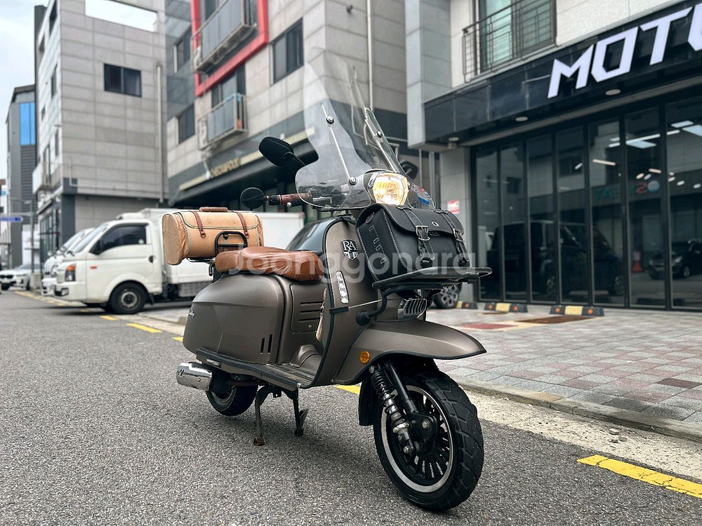 로얄알로이GP125 20년 5천km 옵션많은차량--1