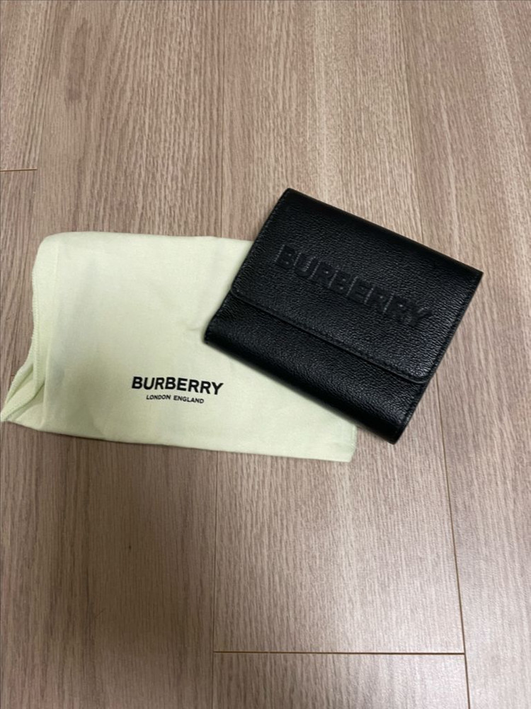 버버리 여성 반지갑 / 상태좋음 이미지