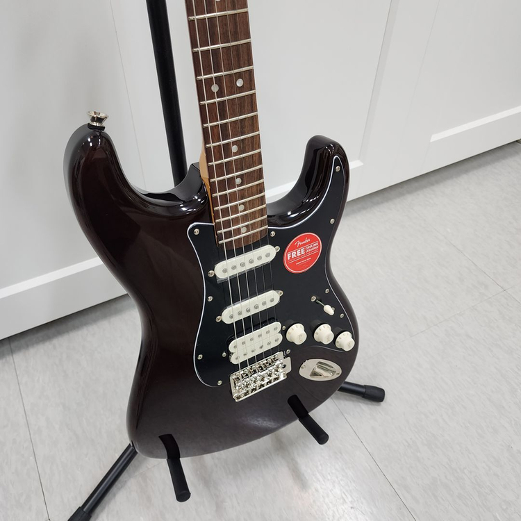 스콰이어 일렉기타 SQ CV 70S STRAT HSS--5