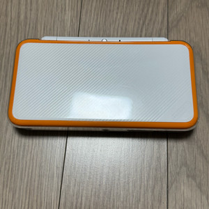 닌텐도 2DS XL 오렌지 판매합니다