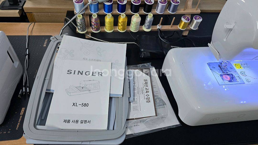 자수미싱 재봉틀 싱거푸트라 XL580 프로그램포함--2