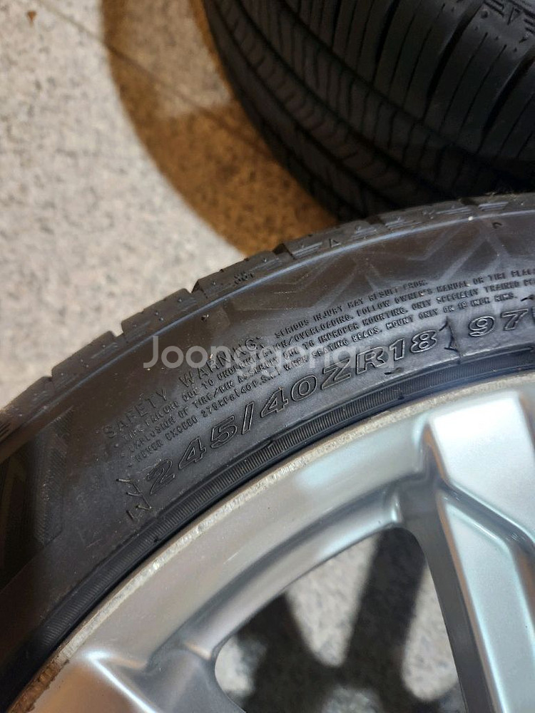 아우디순정 18인치휠타이어 중고--6