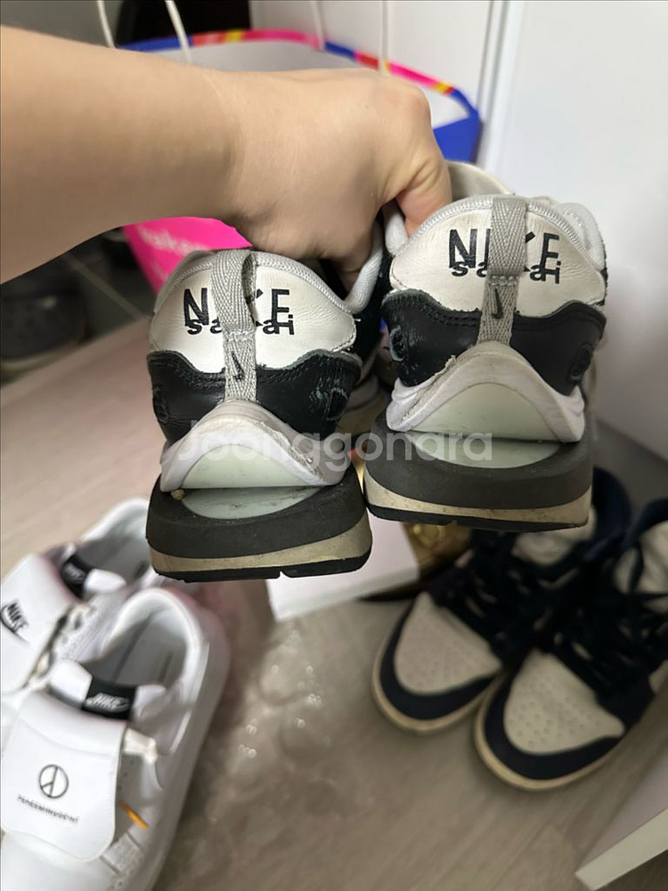 나이키 사카이 베이퍼와플 블랙 235사이즈--1