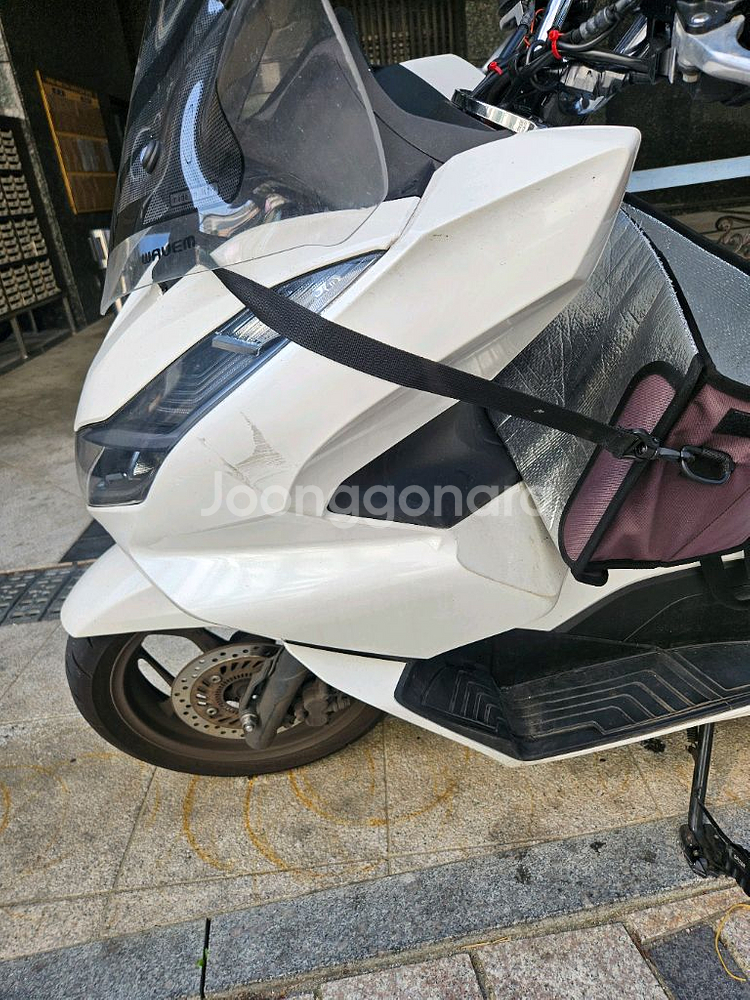 부산 pcx125 2024년식 팝니다.--4