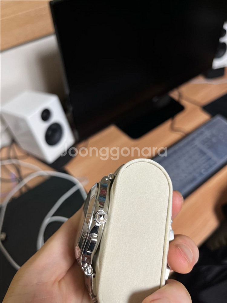 팬디 쿼츠 남성 시계 팝니다--1