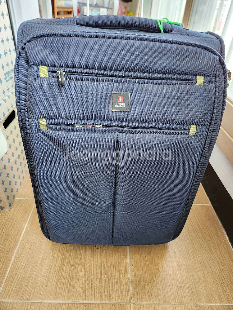 캐리어 20인치--0