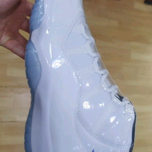 나이키 조던11 레전드블루 265 새상품