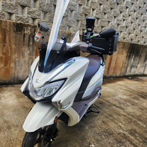 인수형 신차 버그만스트리트 롱윈드스크린 무료탁송