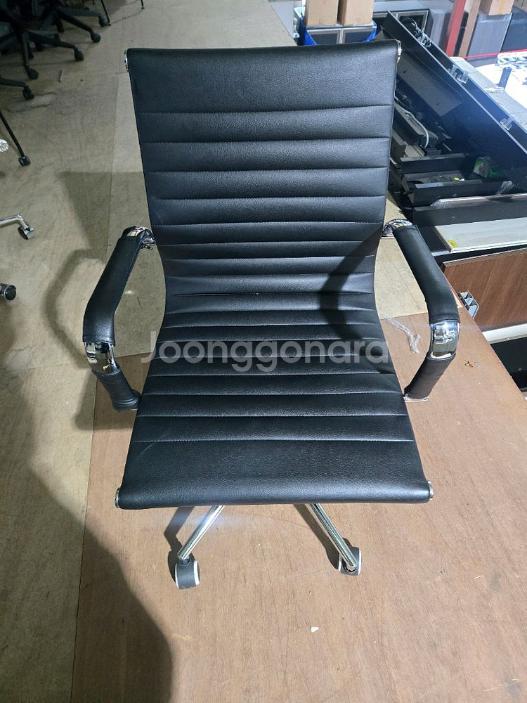 하이퍼스 토닉블랙 회의의자 판매합니다.--0