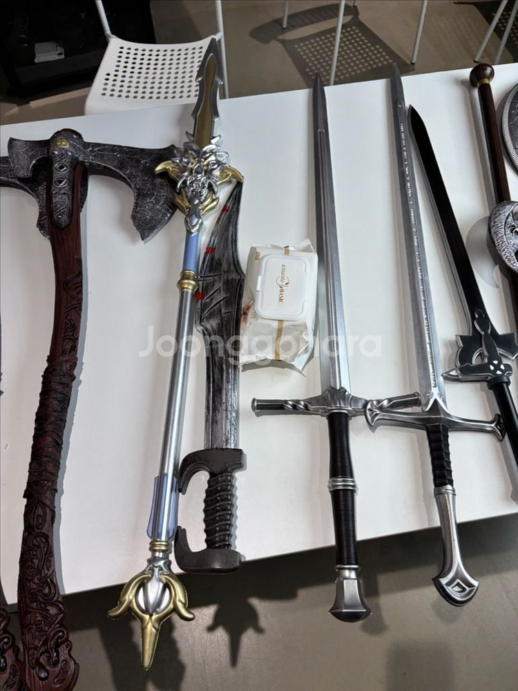 할로윈 /고퀄리티 코스프레용 검/도끼/방패 (테무)--4