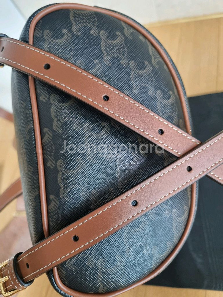 셀린느 미니 폴코 백팩--8