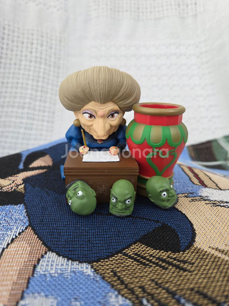 지브리 센과 치히로의 행방불명 유바바 펜꽂이 도장꽂이--0