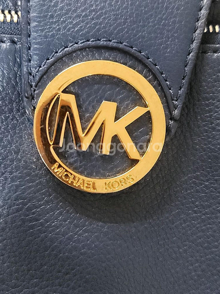 MICHAEL KORS 마이클코어스 소가죽 금장덮개장식--3
