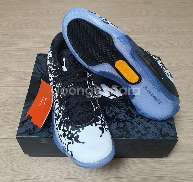 조던 자이언3 농구화 260사이즈 새제품 16만원--0