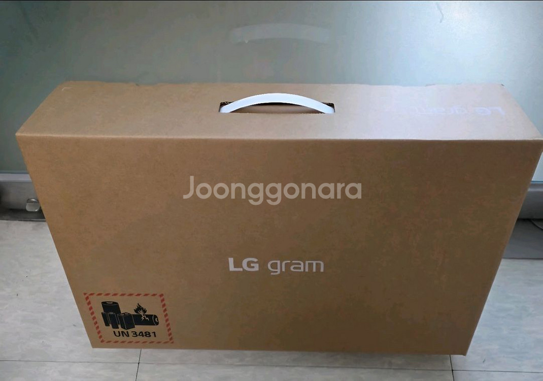 미개봉(새상품) LG gram 17 노트북 팝니다--1