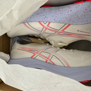 아식스 젤카야노32 도쿄에디션 285 새상품 팝니다