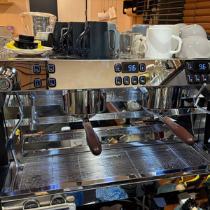 업소용 2구 커피머신 (딜리코 crm-3605 pro)