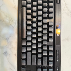 커세어 k70 rgb tkl 스피드 은축 판매합니다