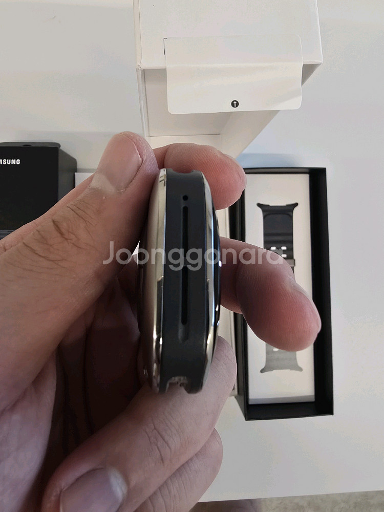 갤럭시워치 울트라 47mm 블랙 자급제 S급 풀박스--4