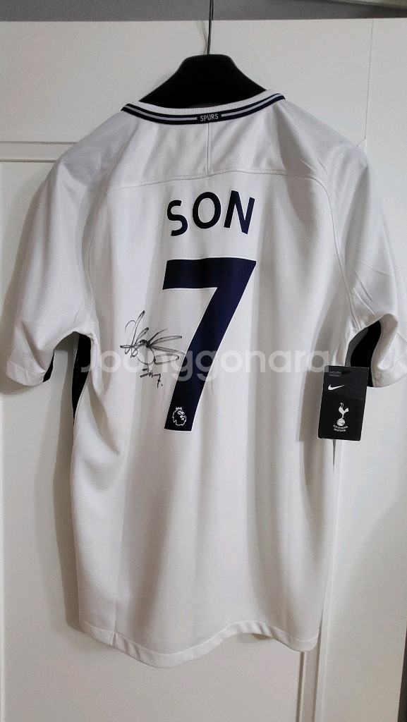 손흥민 싸인 유니폼(나이키 탭 )--0