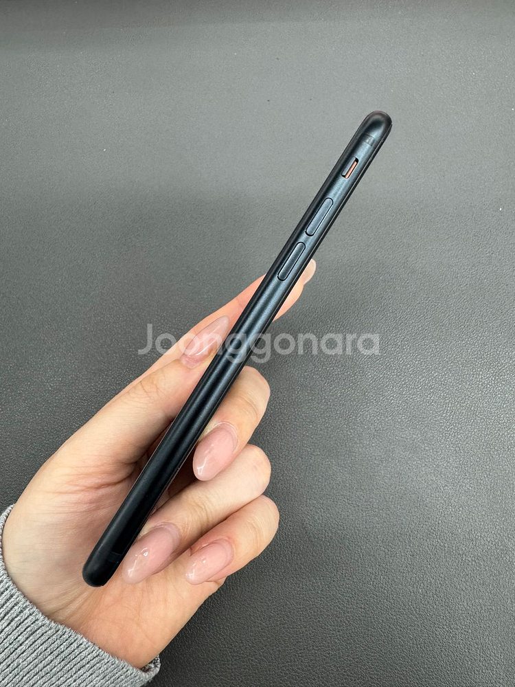 [대전중고폰] 359890 아이폰SE3 블랙 64G--1