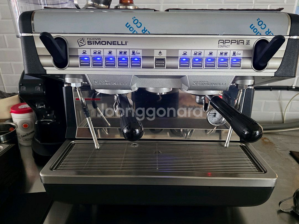 카페사용 시모넬리 커피머신기 판매합니다--0