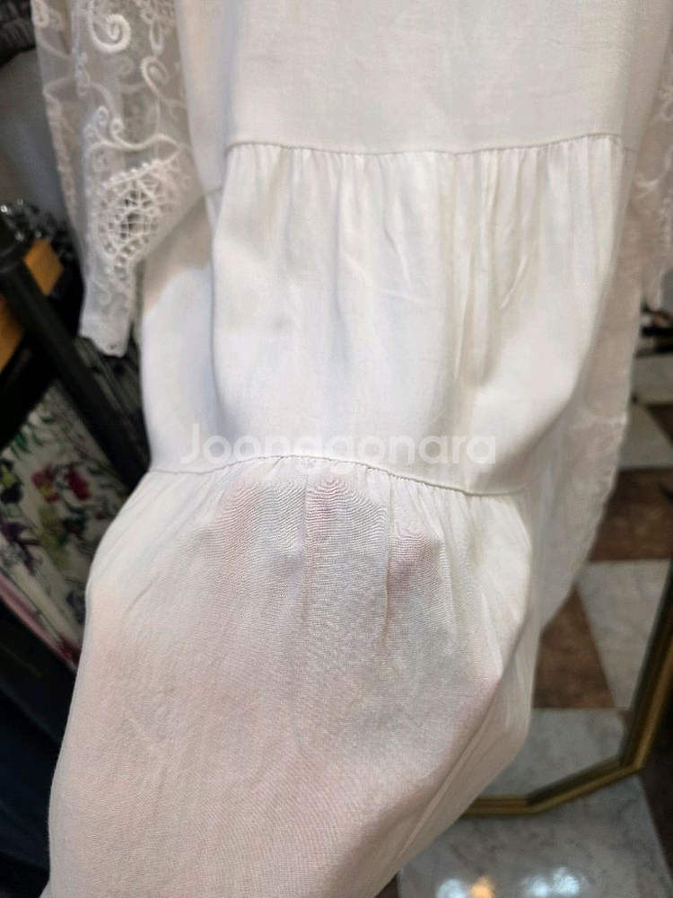 미친세일 펀칭 자수레이스 아사면블라우스--7