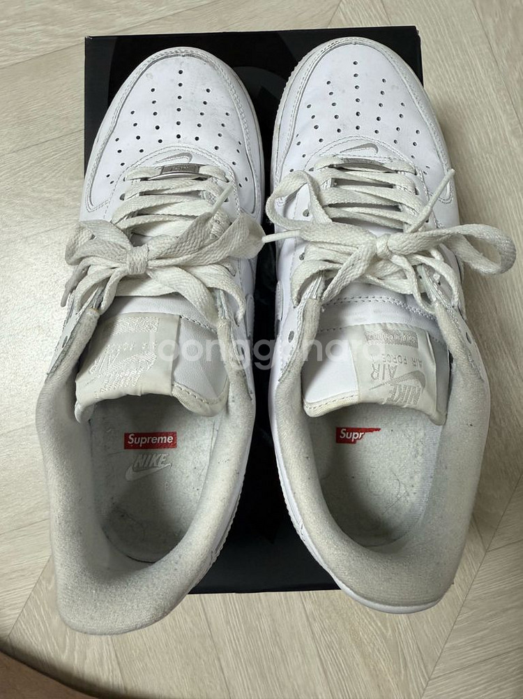 나이키슈프림포스--1