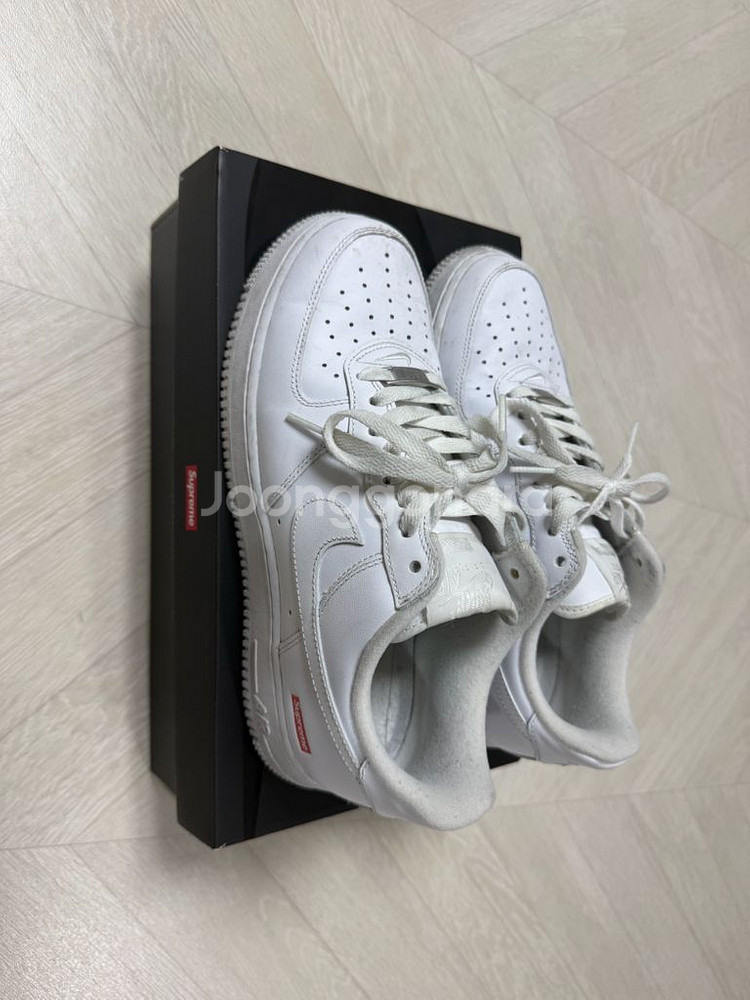 나이키슈프림포스--0