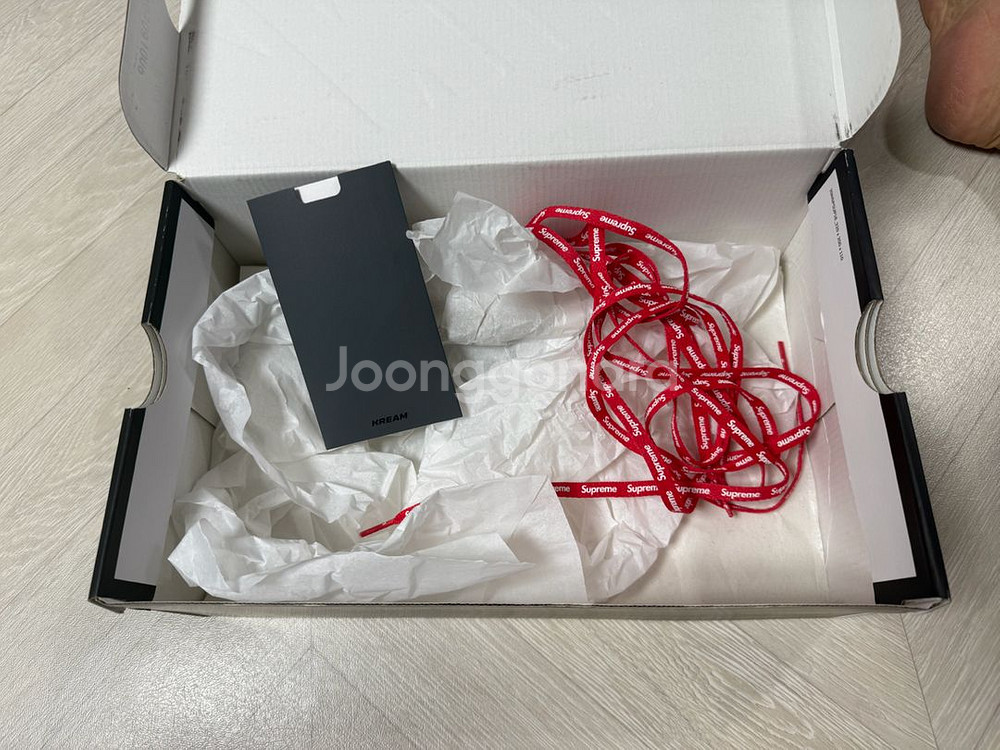 나이키슈프림포스--4