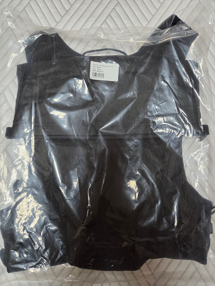 ARC 안단테 트레일러닝 베스트 15L 이미지