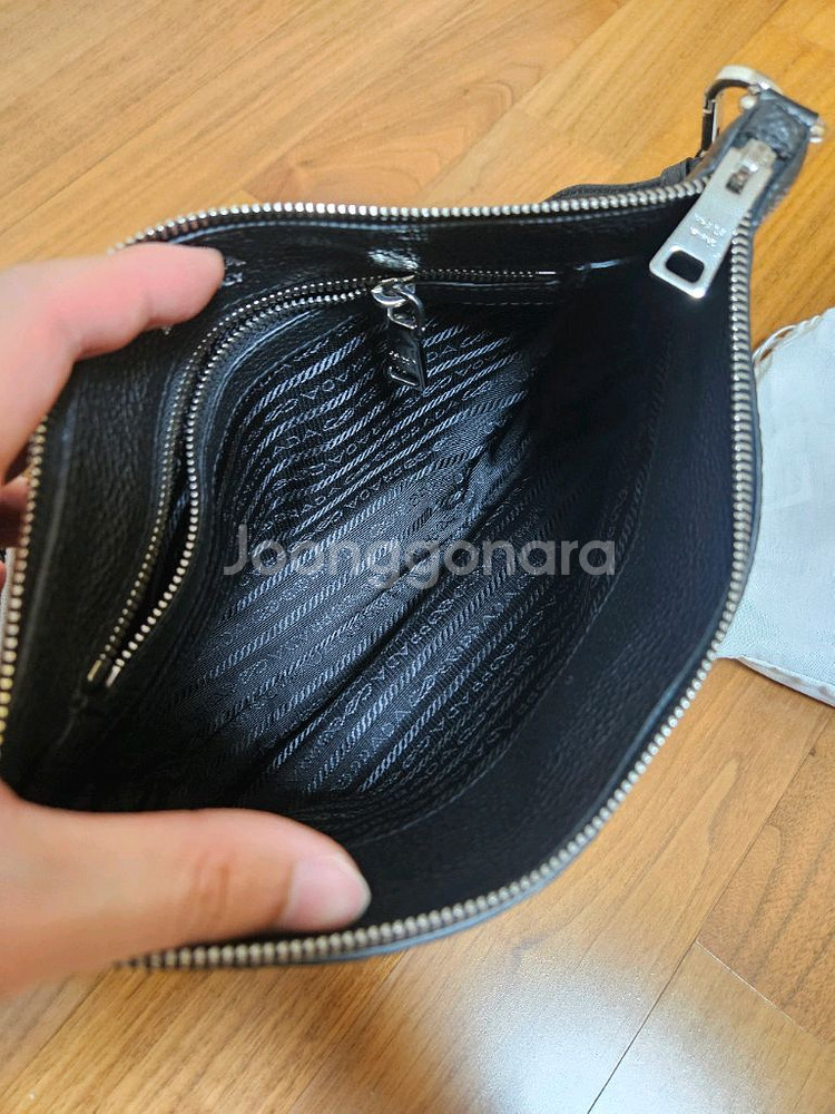 프라다 라프리마 레더 숄더백 블랙 (1BH050-2DK--3