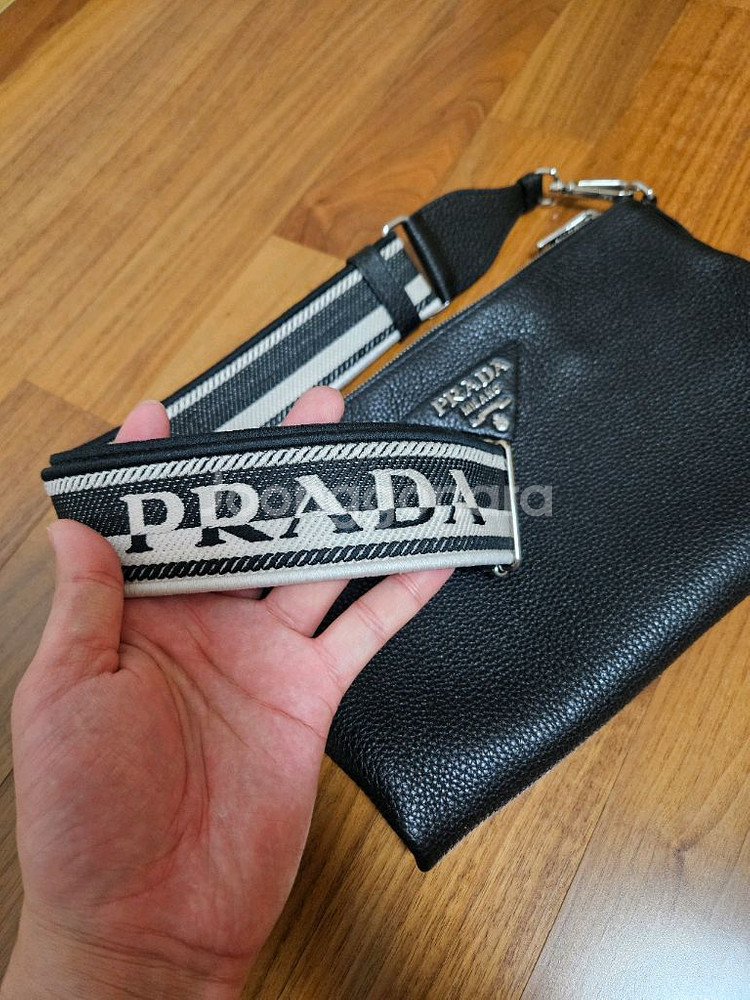 프라다 라프리마 레더 숄더백 블랙 (1BH050-2DK--4