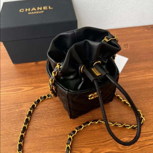 샤넬 이시영 복조리 백 새상품