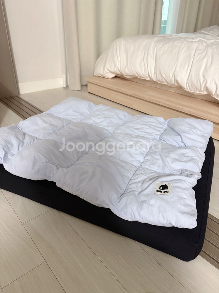 (강아지 침대) 아우스리푸 Square Bedding--1