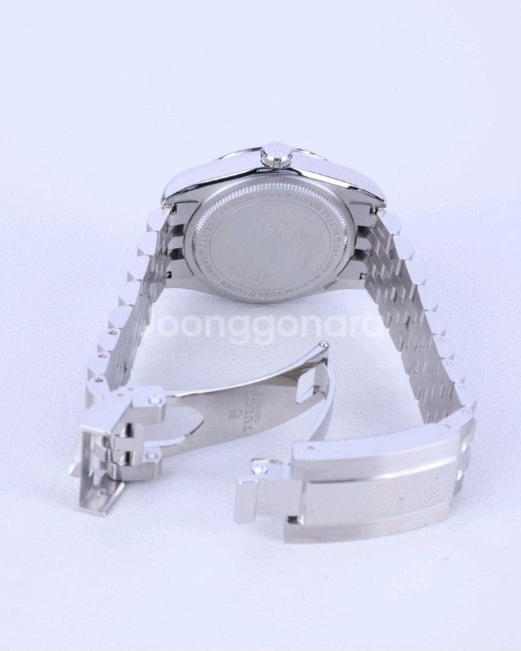 튜더 블랙베이 원 31mm 다이아--3