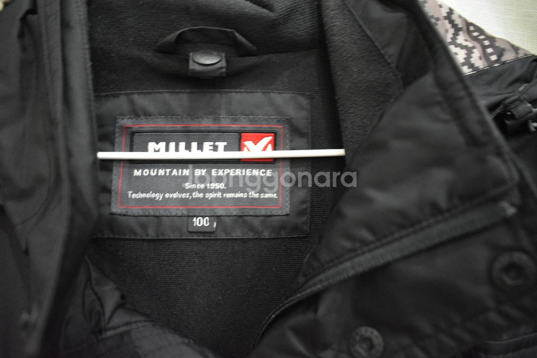 밀레 남성 바람막이 100--1