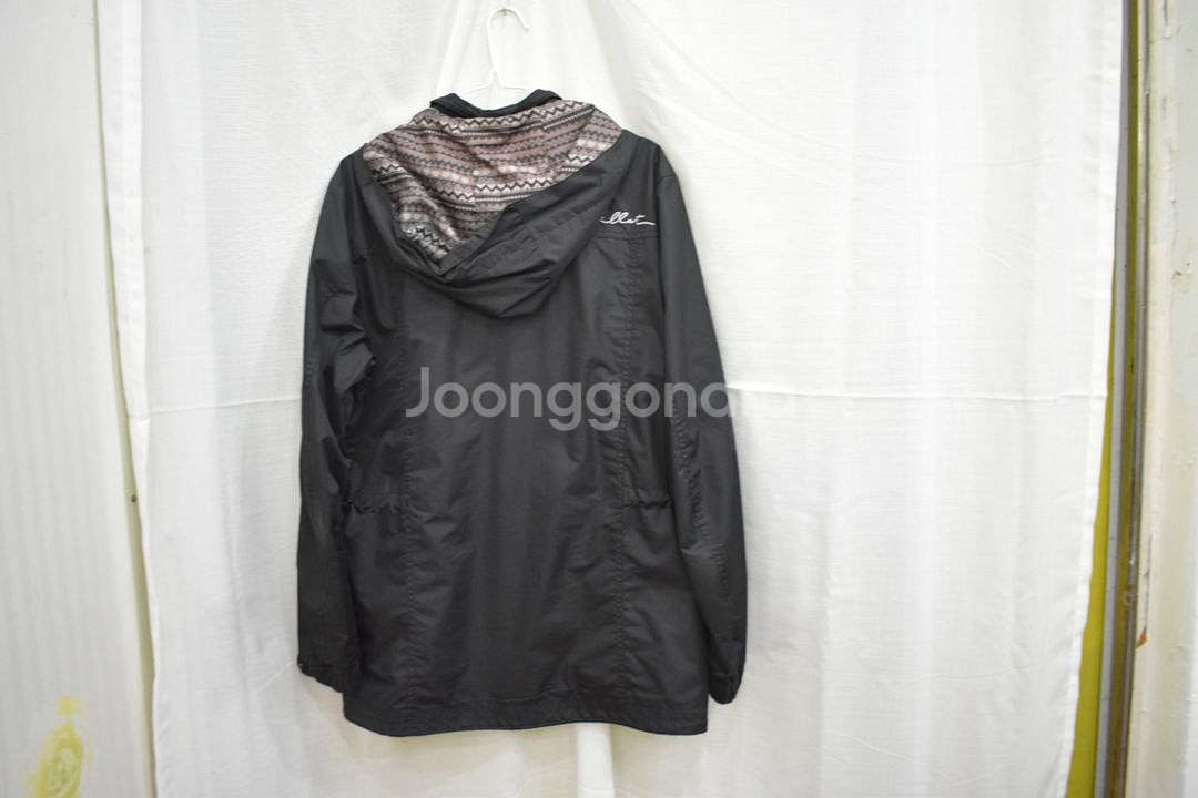 밀레 남성 바람막이 100--2