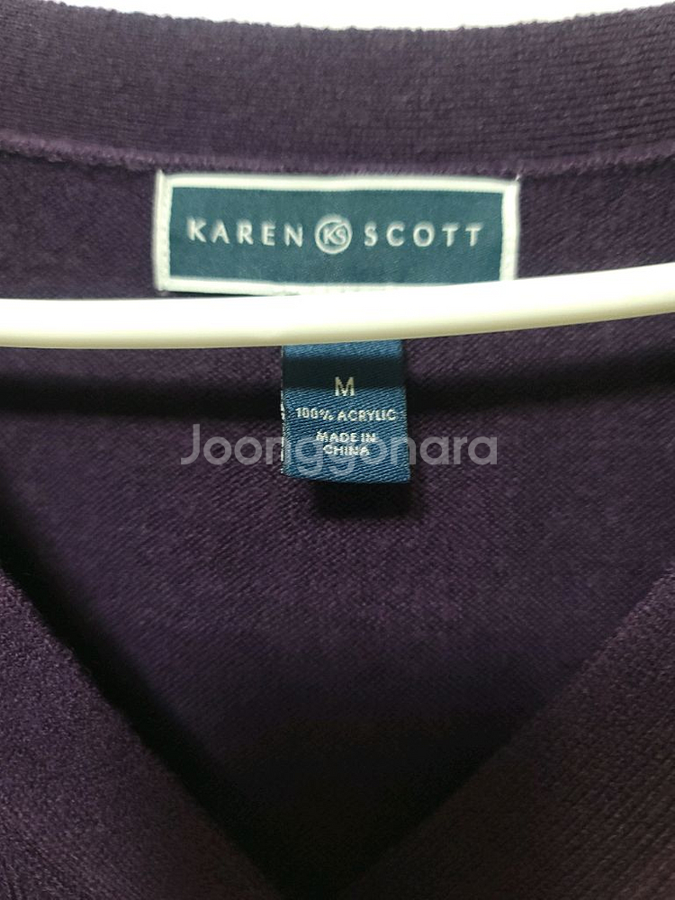 카렌스캇 Karen Scott 브이넥 새제품급--2