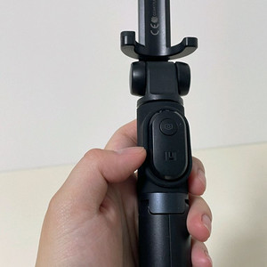 샤오미 블루투스 삼각대 셀카봉 (리모컨 포함)