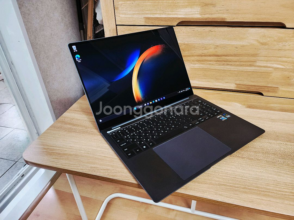 신동급 16인치 삼성 갤럭시북3 프로 i7 32G 최상--7